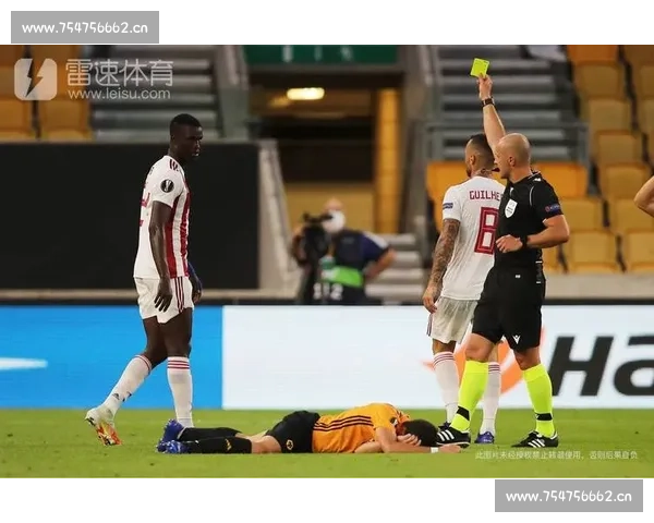 揭秘体育比赛规则中的常见误区与裁判判罚背后的真实逻辑分析 - 副本 (3)